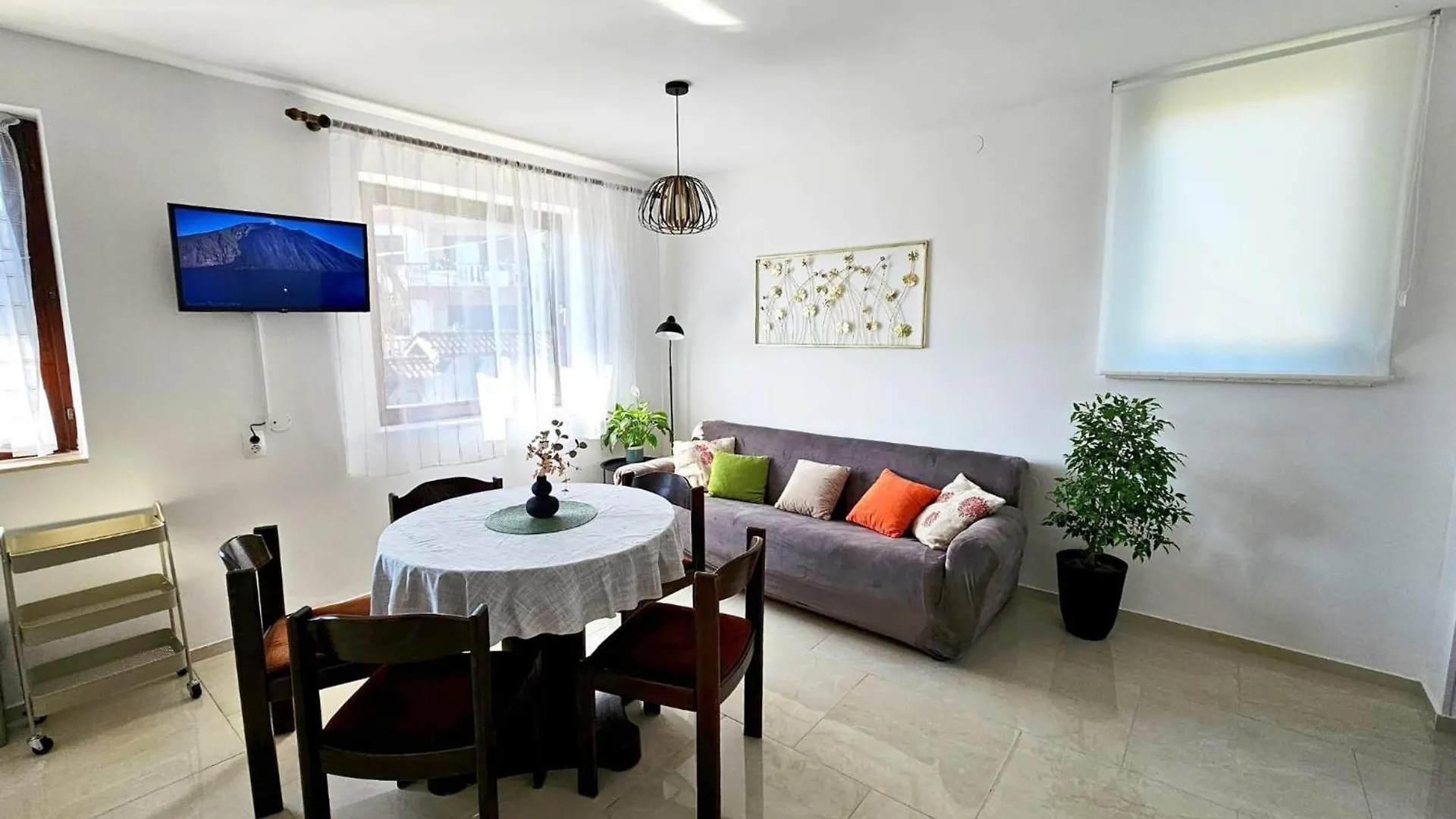 Apartments With A Parking Space Malinska Croatie